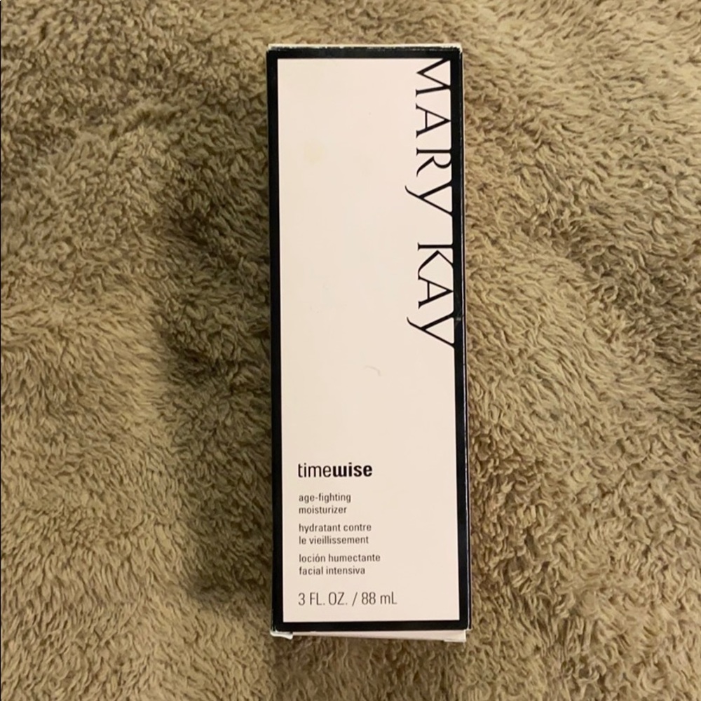Mary Kay Timewise age-fighting moisturizer